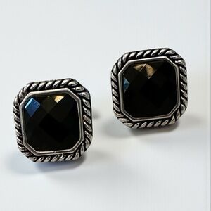 Vintage Signed JJC Black & Silver Classic Stud Clip On Earrings